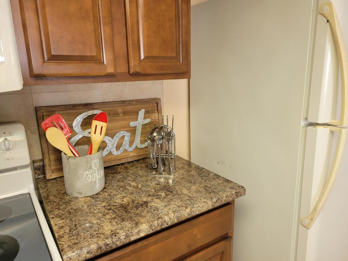 Welcome To Condo Sweet Step! Warner Robins Eksteriør bilde